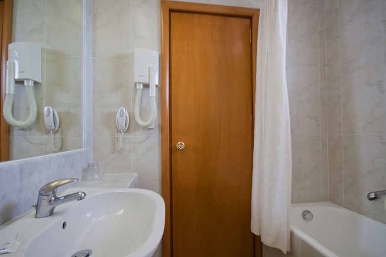 Hotel Tigaki Beach
