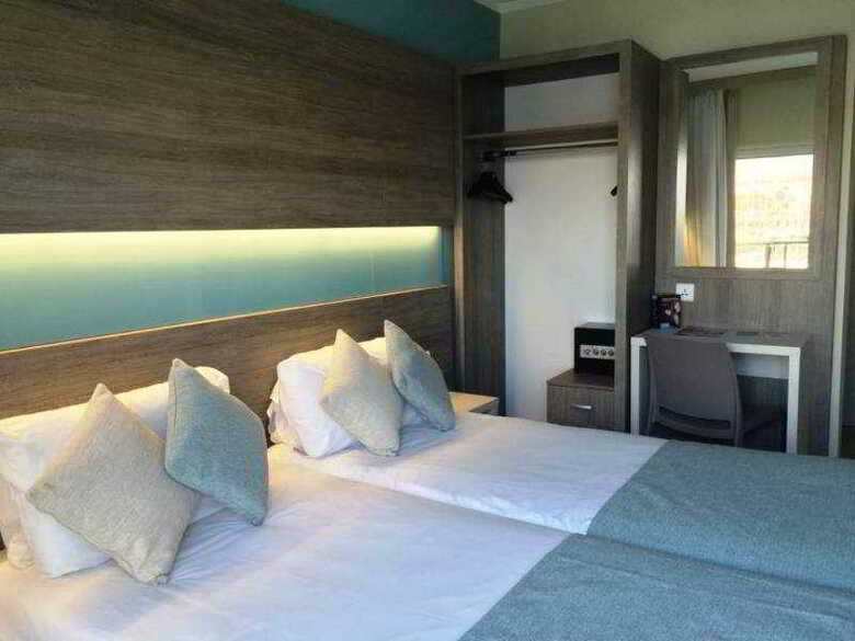 115 The Strand Aparthotel
