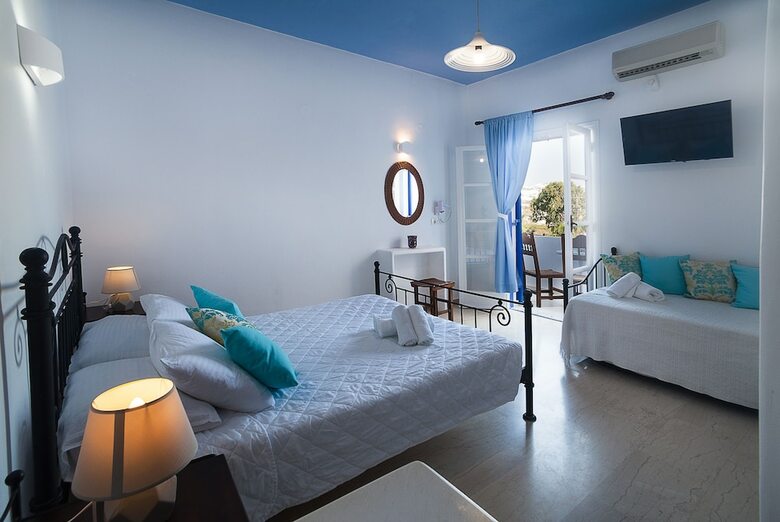 Hotel Cyclades