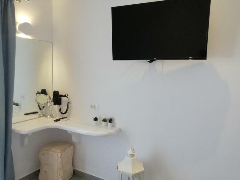 Hotel Cyclades