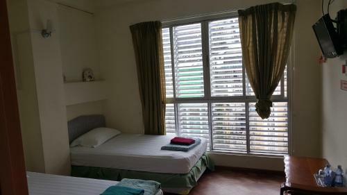 Hostal Cherry Guest House