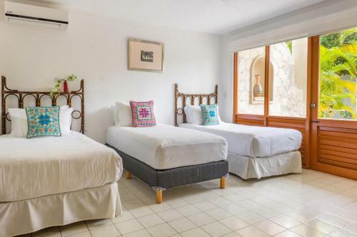 Homing Bird Casa Matuk