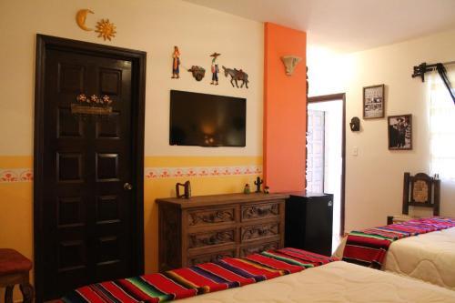 Hotel Cielito Lindo