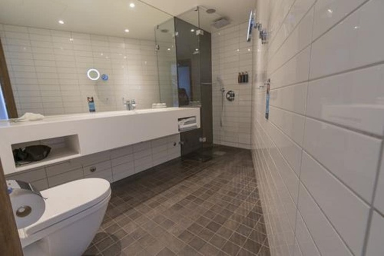 Clarion Hotel The Edge