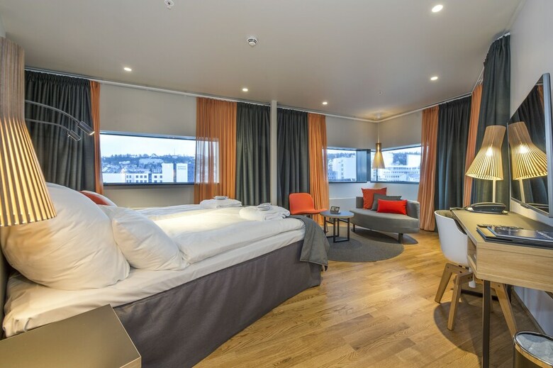 Clarion Hotel The Edge