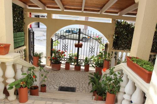 Hostal Apartments Sandra