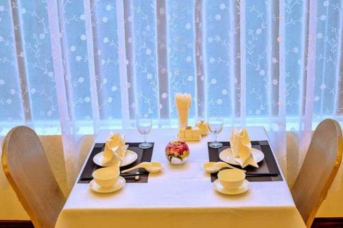 Golden Hotel Mandalay