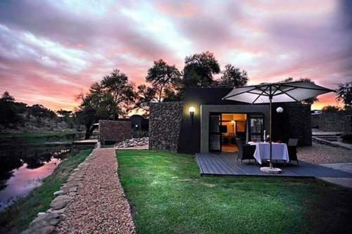 Daan Viljoen Game Lodge