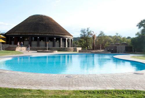 Daan Viljoen Game Lodge