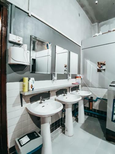 Shwe Yo Vintage Hostel