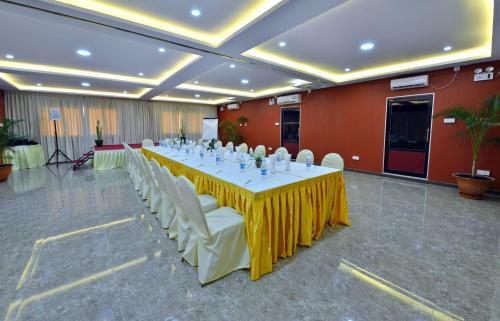 Hotel H Valley Yangon