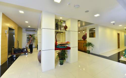 Hotel H Valley Yangon