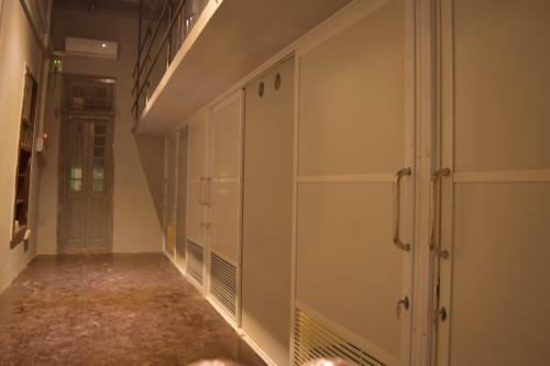 21 Hostel