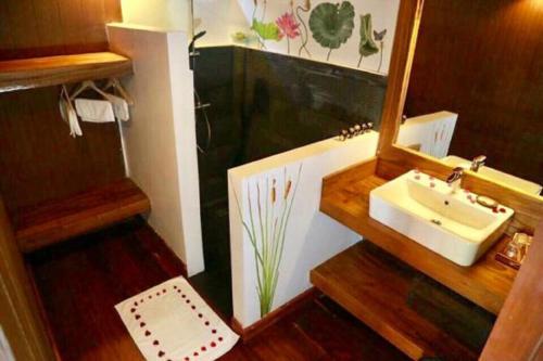 Inle Cottage Hotel