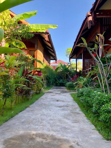 Inle Cottage Hotel