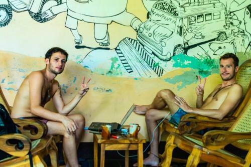 Albergue Hostal Lazybones