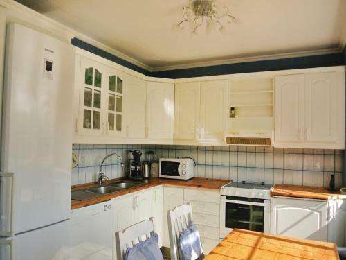 Three-bedroom Holiday Home In Tvedestrand