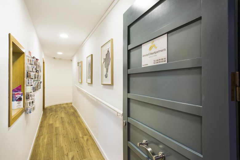 Amister Apartments