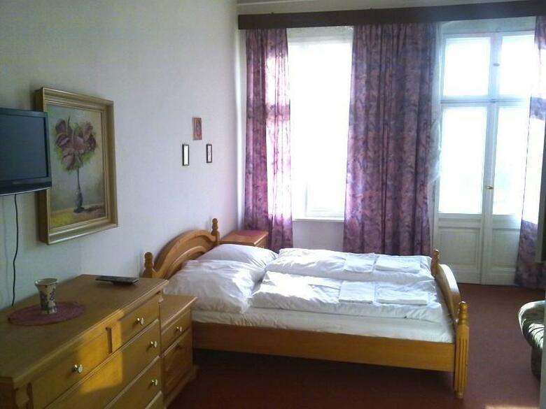 Hotel B1