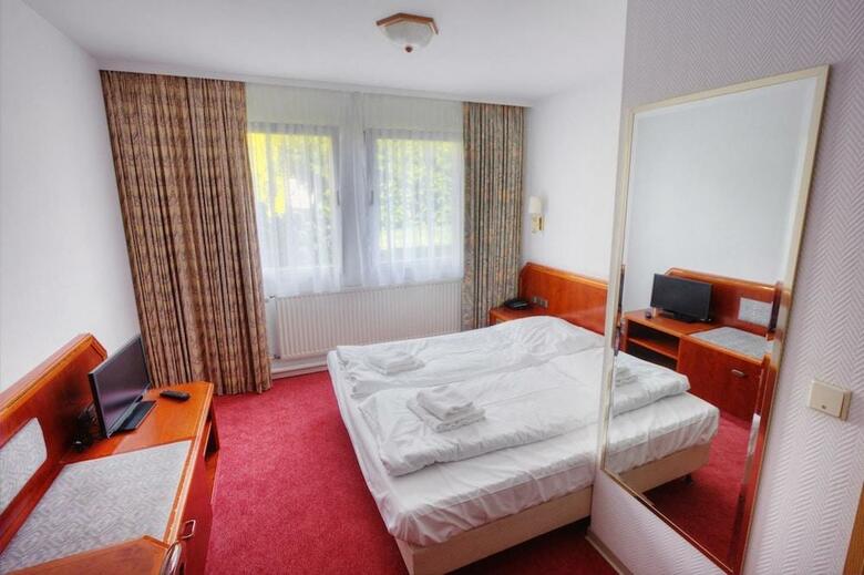 Hotel B1