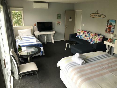 Hostal Sandy Feet Accommodation