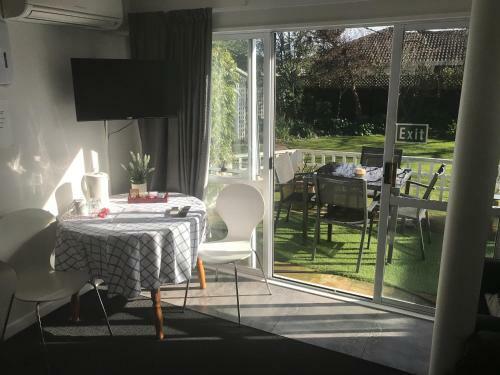 Hostal Sandy Feet Accommodation