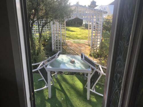 Hostal Sandy Feet Accommodation