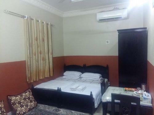 Five Continents Hotel