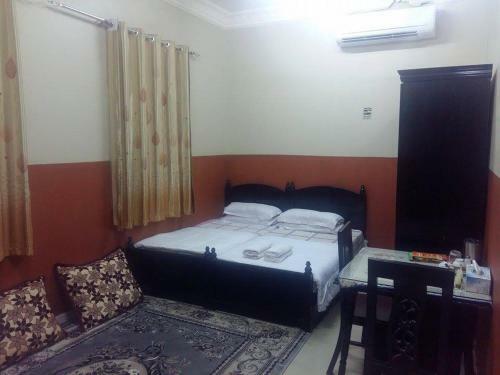 Five Continents Hotel