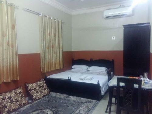Five Continents Hotel