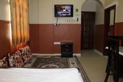 Five Continents Hotel