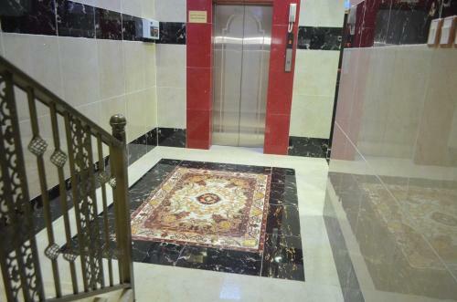 Five Continents Hotel
