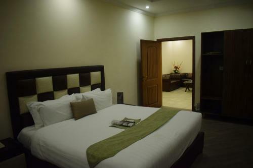 Grand Millennium Hotel
