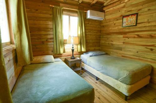 Hotel Oasis Surf Camp