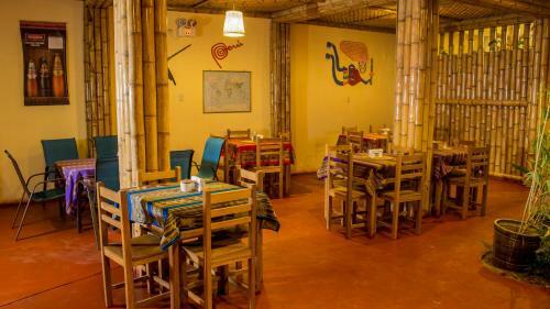Hostal La Casa De Bamboo