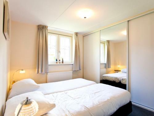 Hotel Holiday Home H8.20