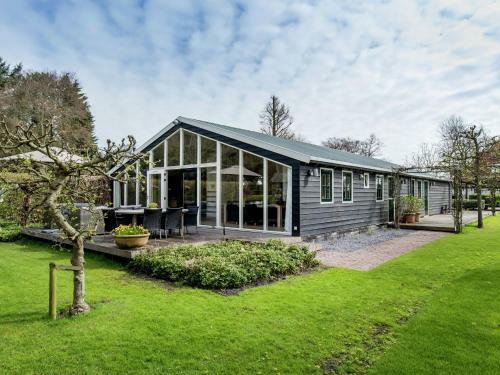 Luxurious Holiday Home Along The Dutch Coast With Jacuzzi