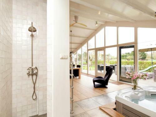 Luxurious Holiday Home Along The Dutch Coast With Jacuzzi