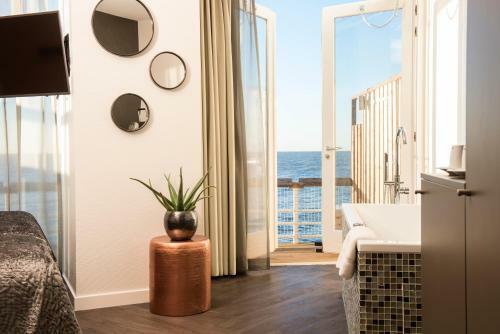 Hotel De Pier Suites