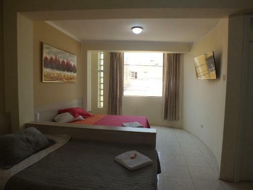 Hotel Hostal Gazu