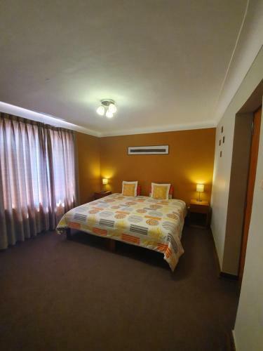 La Escala Bed And Breakfast