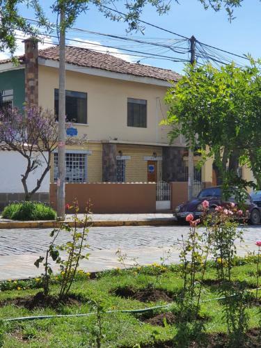 La Escala Bed And Breakfast