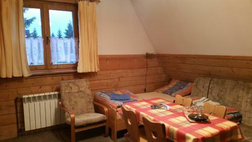 Camping Harenda Pokoje Go?cinne I Domki