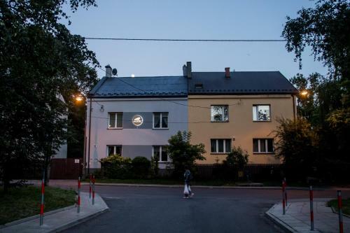 Pilotow 87 Apartments