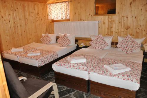 Hostal Chata Wuja Toma