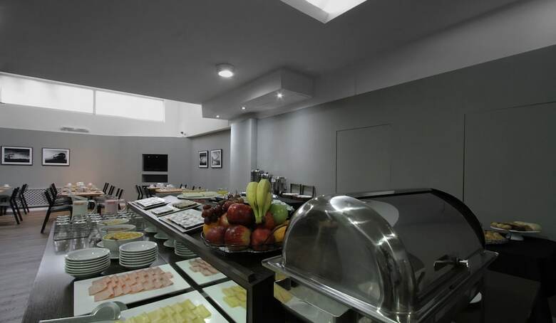 Hotel 8 De Octubre