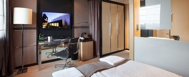 Ilonn Hotel