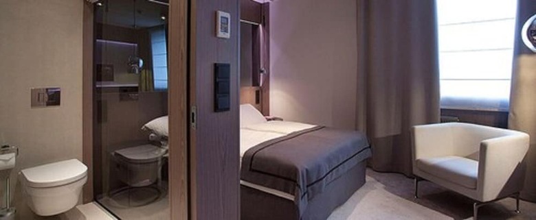Ilonn Hotel