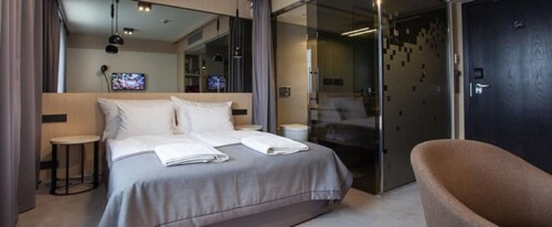 Ilonn Hotel