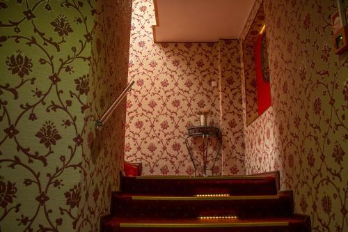 Motelik Lord